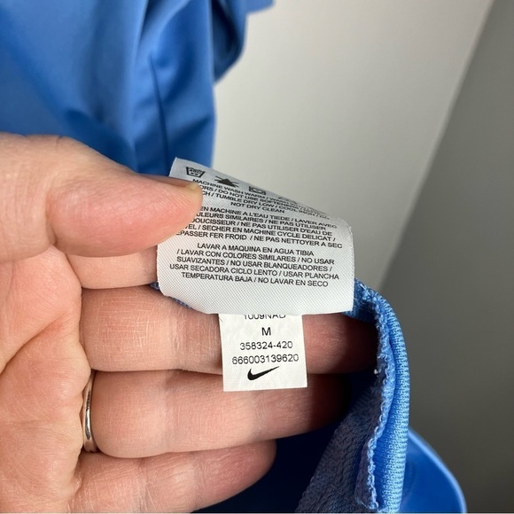 Nike Golf Dri-Fit polo shirt blue size medium - Picture 6 of 7